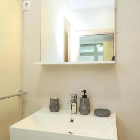 Kolovare Апартаменти Задар