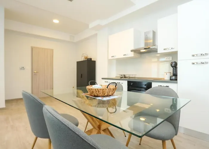 Apartment Kolovare *